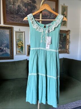 Darling Mint Green Sleeveless Lace Trim Midi Dress